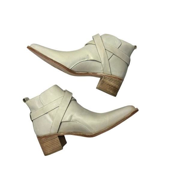 Free People | NEW Back Loop Ankle Boot in Ecru Leather 9.5 - Picture 9 of 11